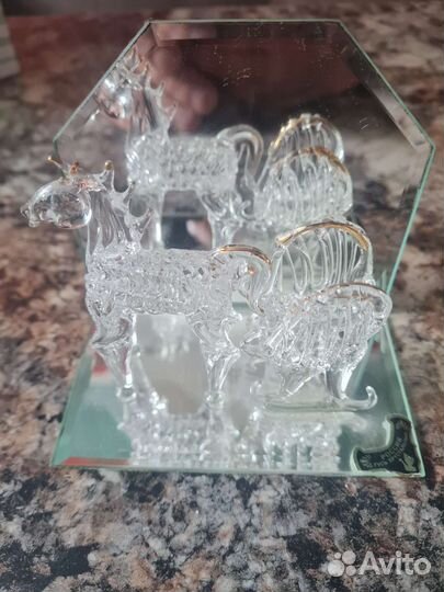 Статуэтка стекло