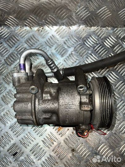 Компрессор кондиционера Peugeot Citroen 1.6 EP6
