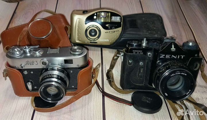 Плёночный фотоаппарат и цифровые