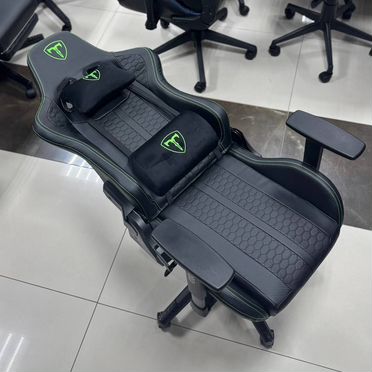 Кресло игровое компьютерное