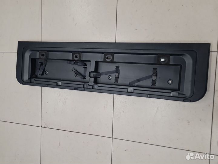 Обшивка багажника Toyota Land Cruiser 200 2008