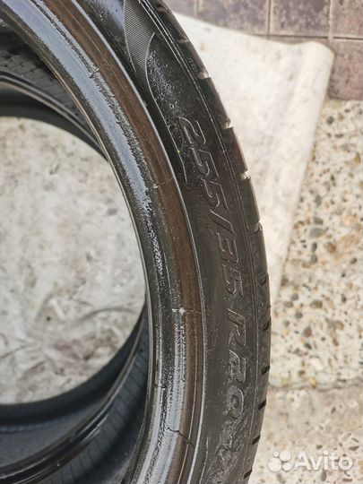 Pirelli P Zero PZ4 255/35 R20 97Y