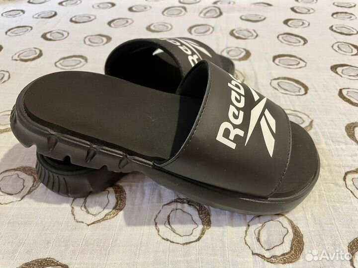 Шлепанцы reebok оригинал 36
