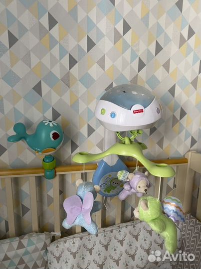 Мобиль fisher price