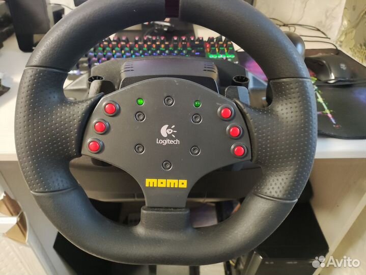 Игровой руль с педалями для пк