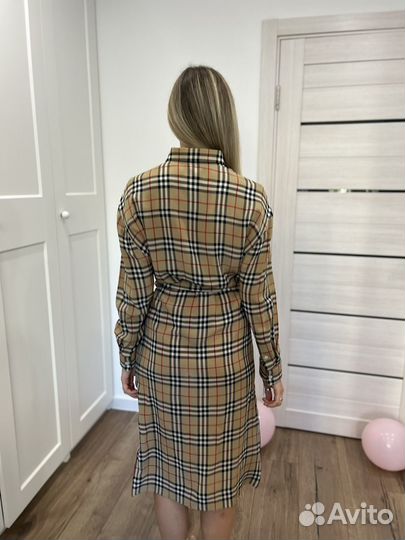 Burberry платье из шелка Оригинал (44 размер)