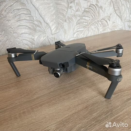 Квадрокоптер dji mavic pro