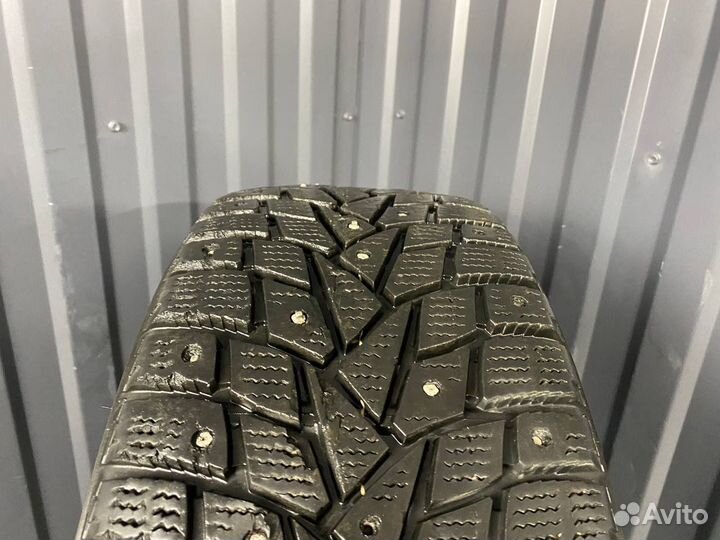 Dunlop SP Winter Ice 02 205/55 R16 94T