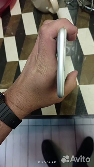 iPhone 8 Plus, 64 ГБ