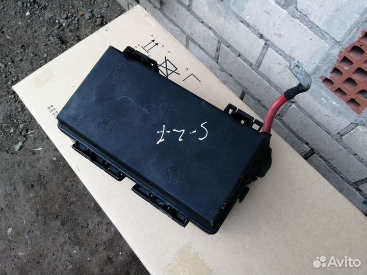 Блок предохранителей Opel Corsa D 1.2 МКПП