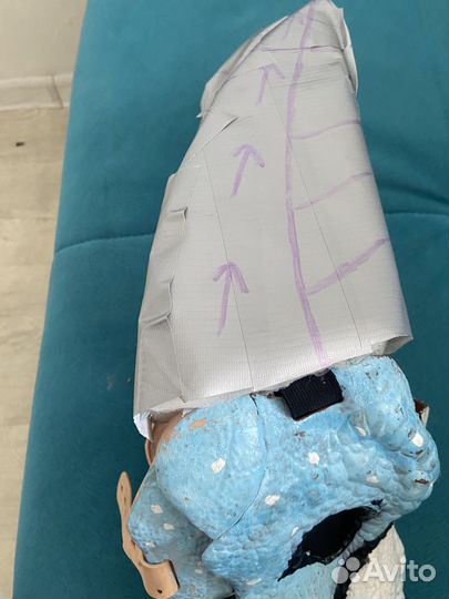 Динозавр тирекс фурсьют