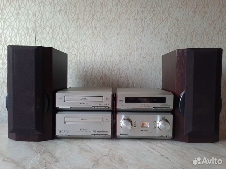 Музыкальный центр Technics SC-HD560