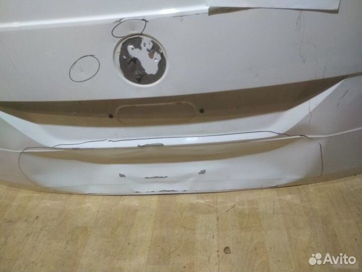 Крышка багажника Volkswagen