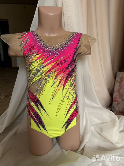 Купальник для художественной гимнастики