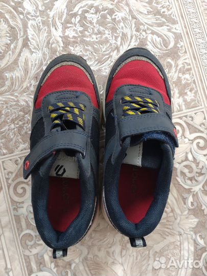 Кроссовки 28 размер