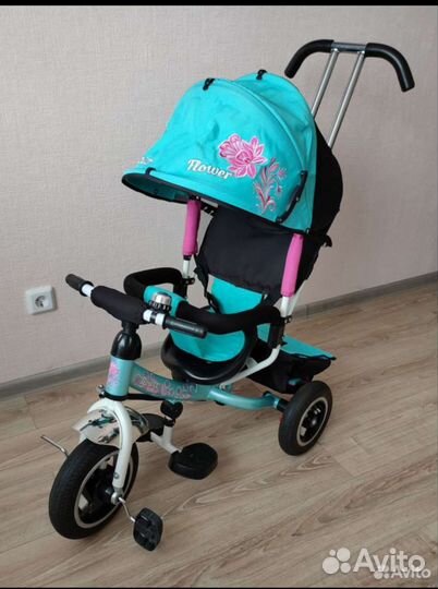 Детский трехколесный велосипед
