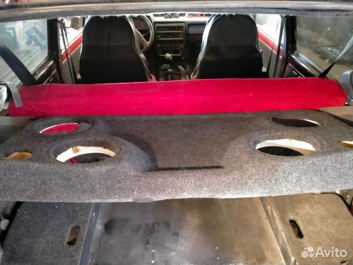 Акустическая полка на ниву