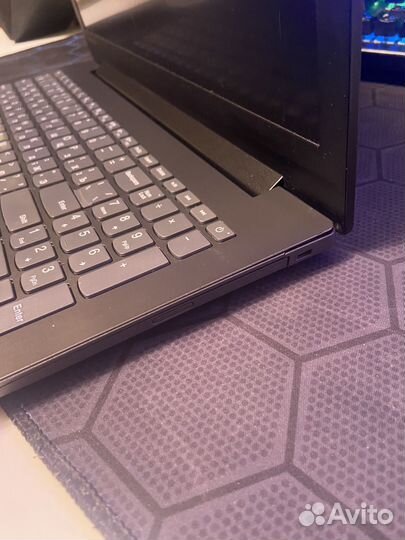 Lenovo ideapad 330-15ast