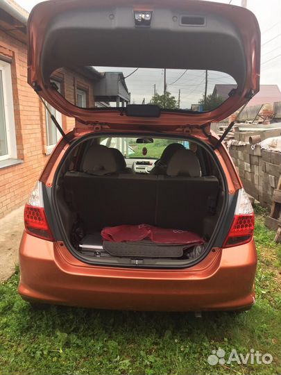 На запчасти Honda fit