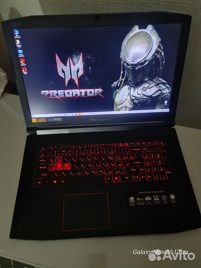 Монитор Samsung