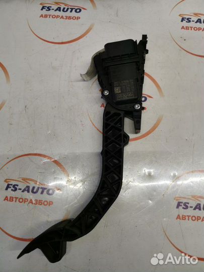 Педаль газа Ford Kuga 1 2.0 дизель G6DG 2010