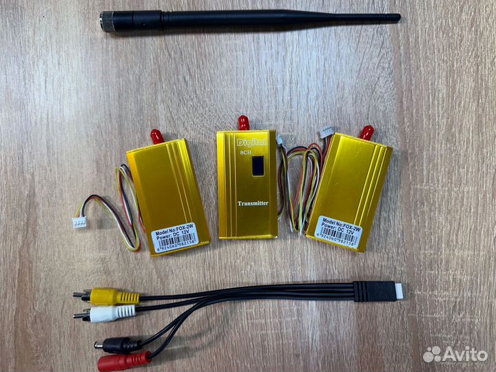 Видеопередатчик FPV 1.2 ггц, 2 Вт, золотой