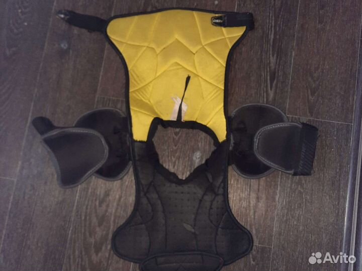 Нагрудник хоккейный bauer JR supreme S150