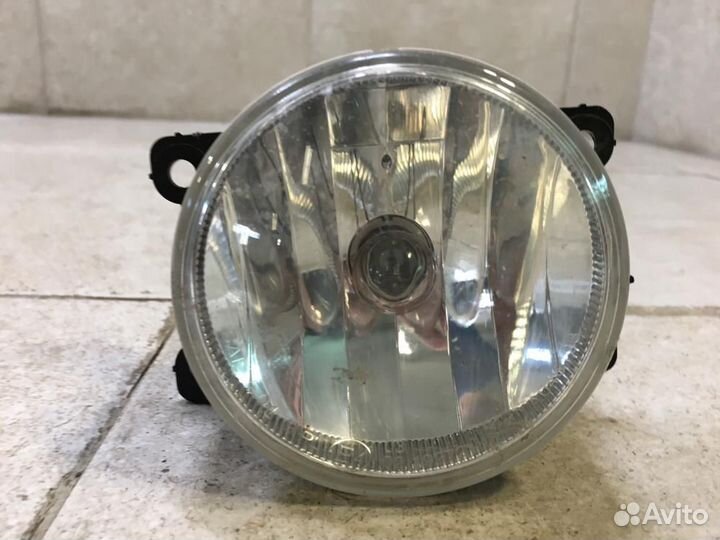 Фара противотуманная правая Peugeot 3008 2010-2017