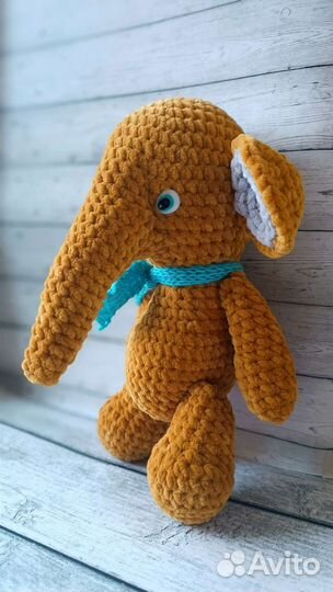 Мягкие вязаные игрушки. Слоники