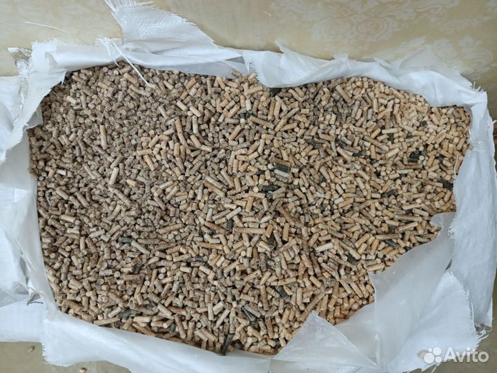 Древесный наполнитель для кота/кошки