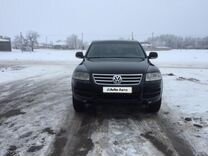 Volkswagen Touareg 2.5 AT, 2006, 225 000 км, с пробегом, цена 800 000 руб.