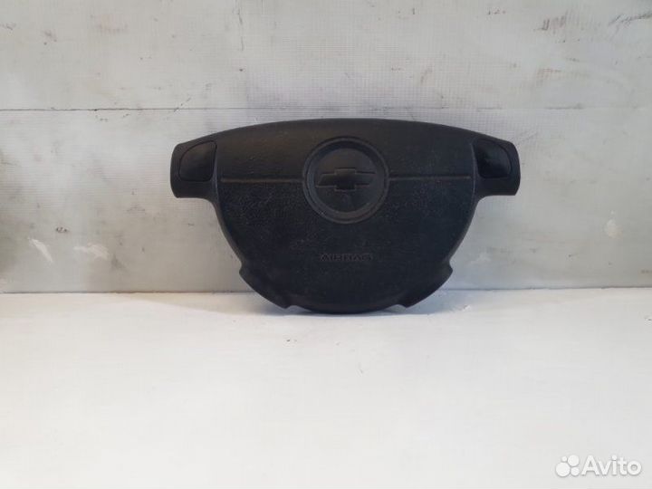 Подушка безопасности в руль Chevrolet Lacetti