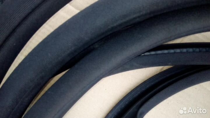 Уплотнитель двери Mercedes Benz W211 E-Klasse 200