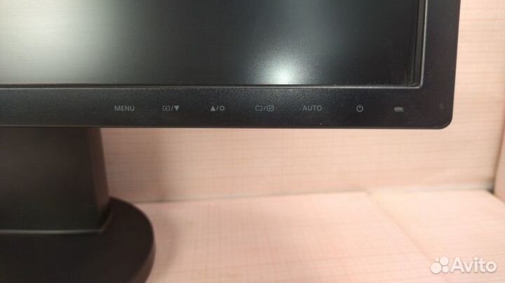 Монитор б/у 22