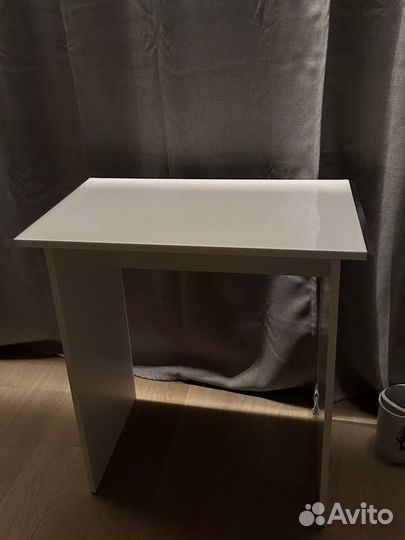 Стол письменный/компьютерный белый