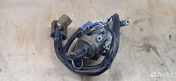 Замок зажигания Mitsubishi Pajero Sport 1 K9