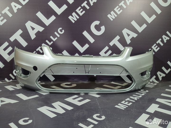 Передний бампер Форд Фокус 2+ рест. белый цвет