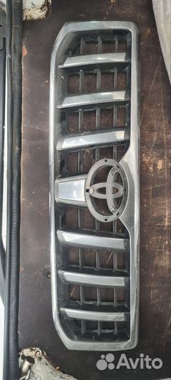 Решетка радиатора prado 120