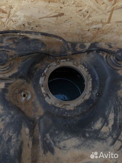 Бензобак LADA Kalina хэчбек 11183 2007