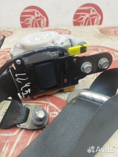 Ремень безопасности передний левый Nissan Murano