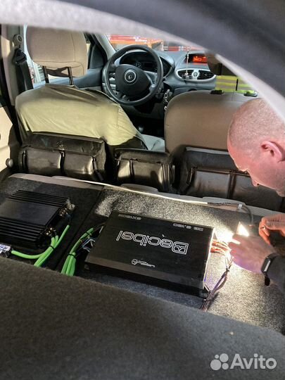 Автомобильный усилитель звука