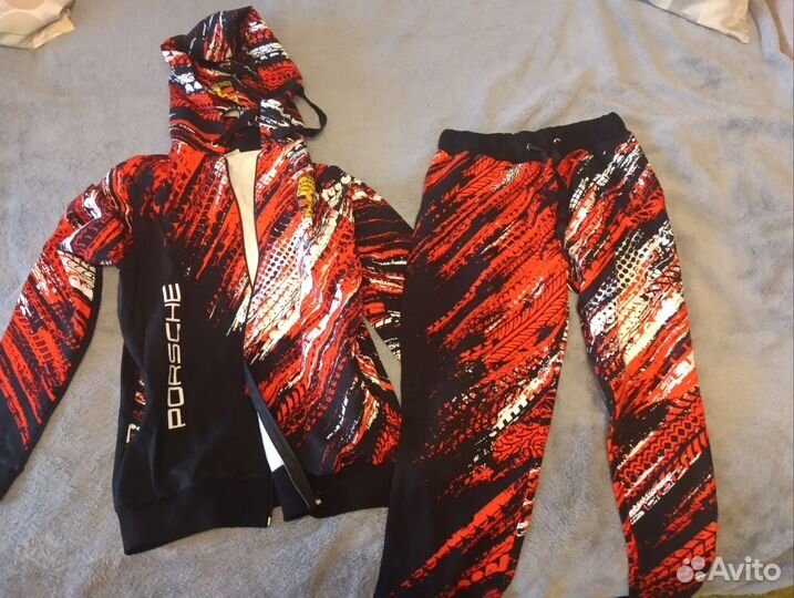 Спортивный костюм