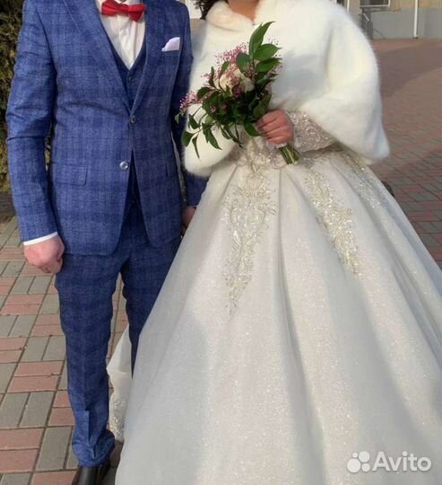 Свадебное платье