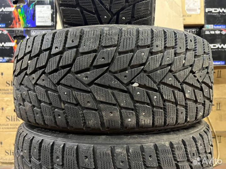 Dunlop SP Winter Ice 02 225/40 R18