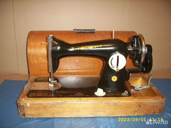 Швейные машинки ручные СССР