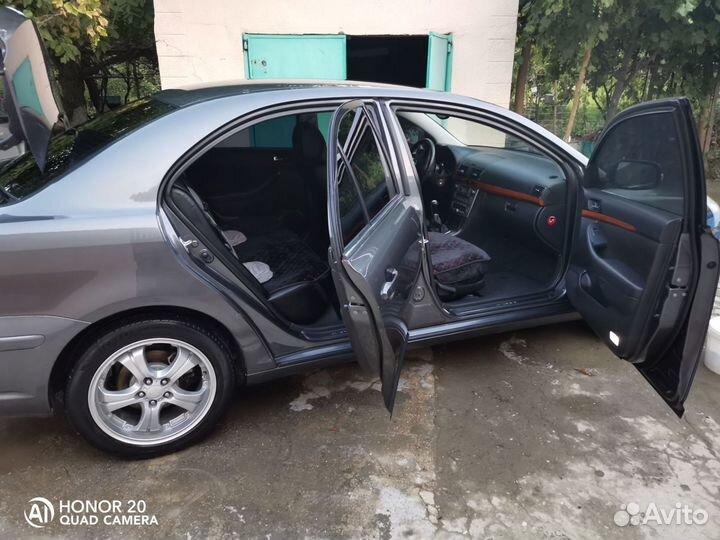 Toyota Avensis 1.8 MT, 2008, 242 000 км