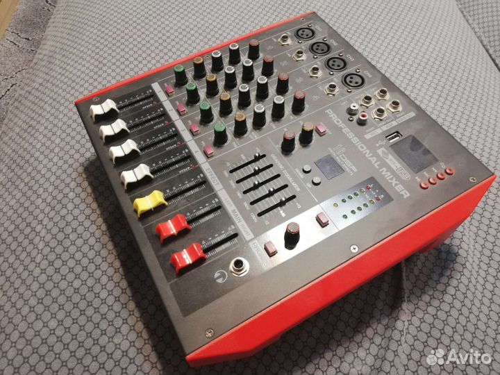 Микшерный пульт активный с эффектами и блютуз