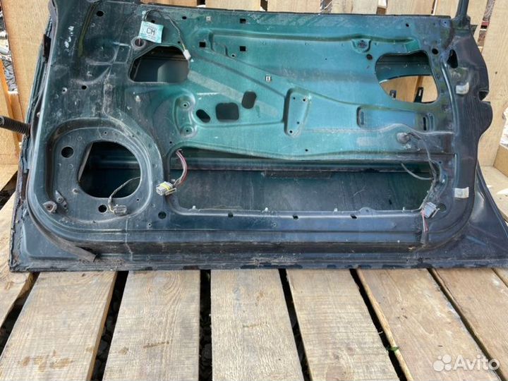 Дверь передняя правая Opel Omega B