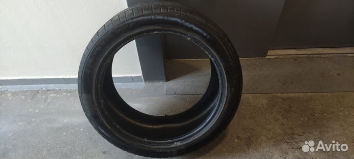 Nokian Tyres Hakka Black 235/45 R18 98W