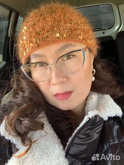 Шапочка с королевскими пайетками